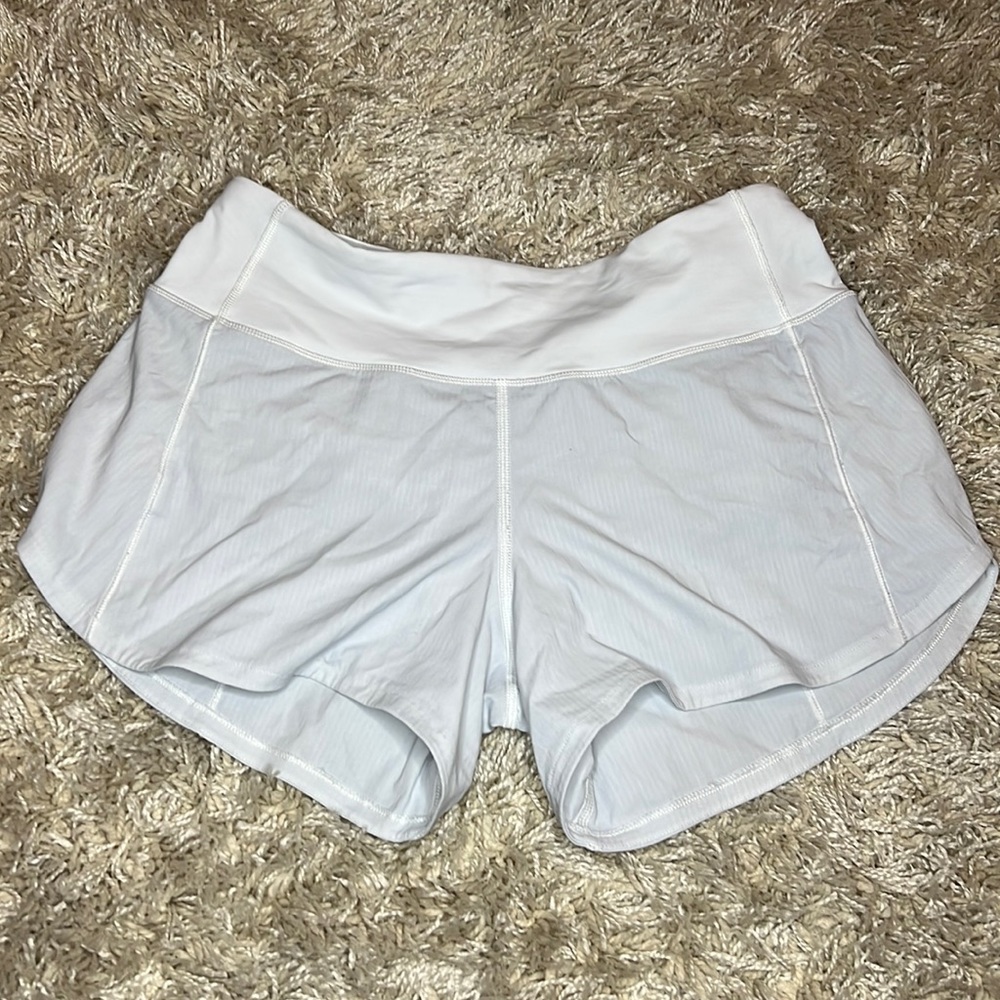 Lululemon size 4 white speed up shorts